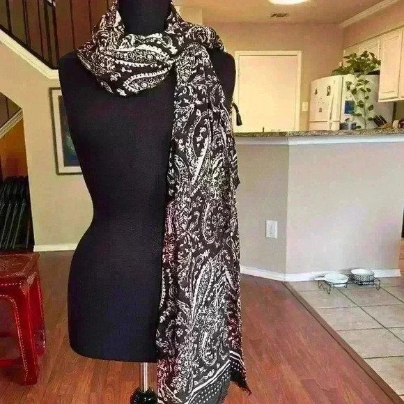 Rebecca Minkoff Ornament Paisley Fringe Scarf - Picture 2 of 5